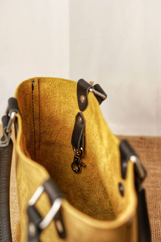 Small Leather Tote - Dusty Yellow and Black - Image 4